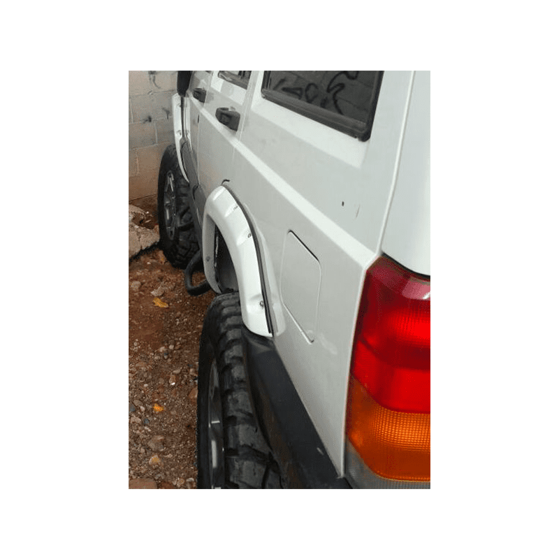 Cantoneras Tipo Original con Tornillería para Jeep Cherokee XJ - Imagen 4